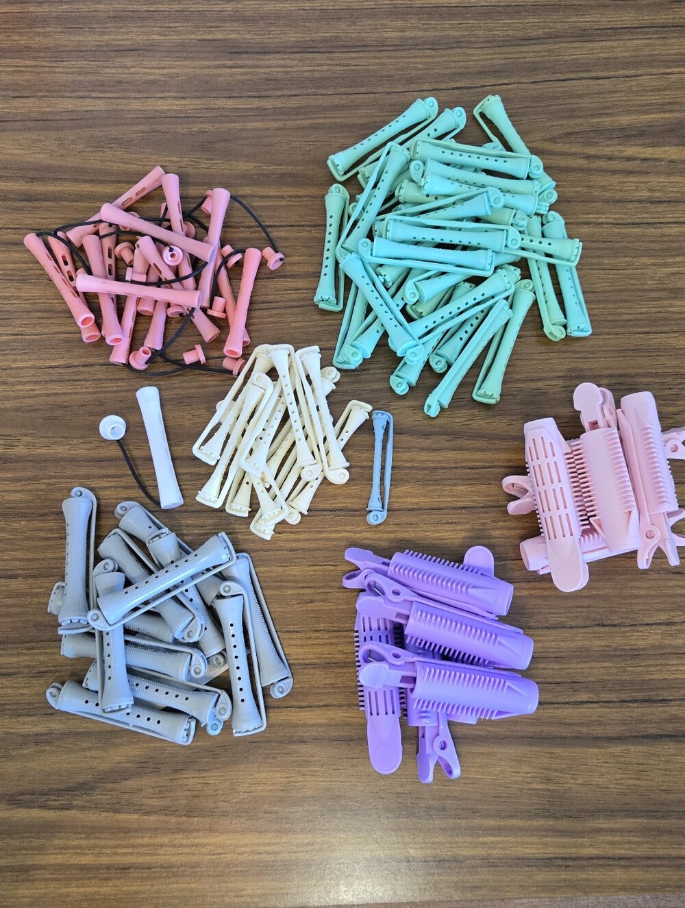 Vintage Hair Perm Rods Lot Of 70 Assorted Sizes + 12 Mod Root Lift Clip Rollers
